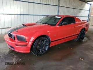 ✅ 2008 Ford Mustang GT Deluxe • VIN: 1ZVHT82H685117170 • Лот: 89563695. Опубликован ранее на Copart с пробегом 124 377 миль. Бесплатный доступ к архиву аукционных продаж из США и подробный отчёт об истории автомобиля на DreamBid. Изображение 1.