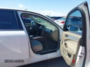 ✅ 2011 Audi A4 Premium • VIN: WAUAFAFL2BN019727 • Lot: 43185429. Wystawiony na IAAI z przebiegiem 134 435 mil. Bezpłatny archiwum sprzedaży aukcyjnych z USA i szczegółowy raport historii pojazdu na DreamBid. Zdjęcie 5.