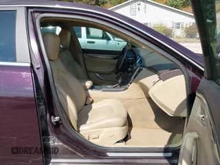 ✅ 2010 Cadillac CTS Performance • VIN: 1G6DL5EV6A0121775 • Lot: 43247216. Wystawiony na IAAI z przebiegiem 154 764 mil. Bezpłatny archiwum sprzedaży aukcyjnych z USA i szczegółowy raport historii pojazdu na DreamBid. Zdjęcie 5.