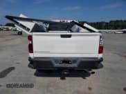 ✅ 2024 Chevrolet Silverado 2500HD Work Truck • VIN: 1GC0WLE72RF386145 • Лот: 63034505. Опубликован ранее на Copart с пробегом 15 090 миль. Бесплатный доступ к архиву аукционных продаж из США и подробный отчёт об истории автомобиля на DreamBid. Изображение 6.