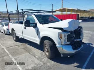 ✅ 2018 Ford F-250 XL • VIN: 1FTBF2A60JEC81520 • Lot: 43599015. Listed on IAAI with 153,592 mi. Free auction sales archive from the USA and detailed vehicle history report at DreamBid. Image 1.