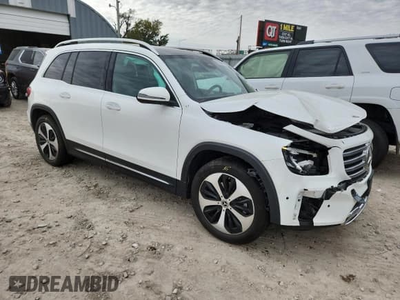 ✅ 2025 Mercedes-Benz GLB 250 • VIN: W1N4M4GB2SW384487 • Lot: 90941685. Listed on Copart with 31,288 mi. Free auction sales archive from the USA and detailed vehicle history report at DreamBid. Image 4.