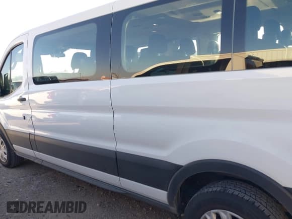 ✅ 2021 Ford Transit Passenger XL • VIN: 1FBAX2Y89MKA49850 • Лот: 41602893. Опубликован ранее на IAAI с пробегом 74 248 миль. Бесплатный доступ к архиву аукционных продаж из США и подробный отчёт об истории автомобиля на DreamBid. Изображение 14.