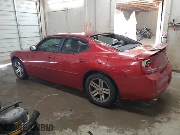 2006 Dodge Charger R/T с VIN 2B3LA53H26H400916, выставлен на аукционе Copart как лот 80263994 с пробегом 132 000 миль миль и Списание • Salvage title. История ставок и продаж доступна на DreamBid. Изображение 2.