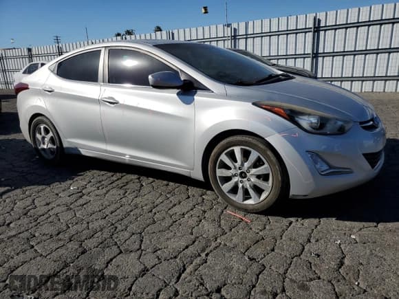✅ 2015 Hyundai Elantra SE • VIN: 5NPDH4AE4FH629963 • Lot: 92036265. Listed on Copart with 150,948 mi. Free auction sales archive from the USA and detailed vehicle history report at DreamBid. Image 4.