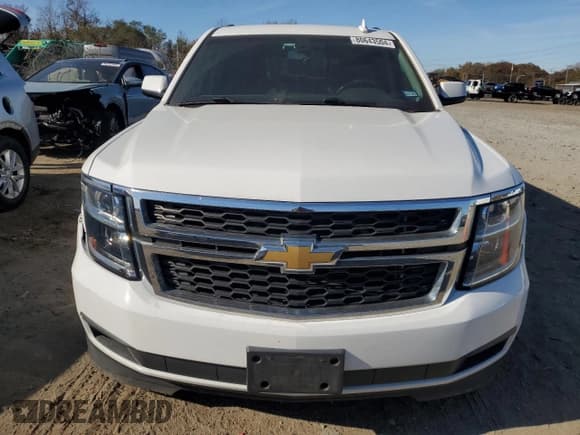 ✅ 2016 Chevrolet Suburban LS • VIN: 1GNSCGKC2GR370444 • Lot: 80643504. Wystawiony na Copart z przebiegiem 129 224 mil. Bezpłatny archiwum sprzedaży aukcyjnych z USA i szczegółowy raport historii pojazdu na DreamBid. Zdjęcie 5.