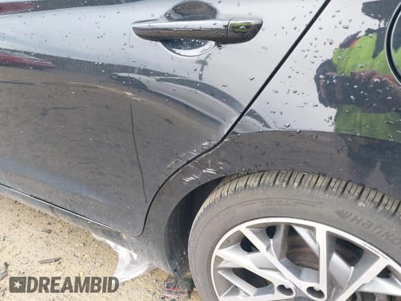 ✅ 2020 Hyundai Elantra Limited • VIN: KMHD84LF2LU057469 • Lot: 42028314. Listed on IAAI with 82,177 mi. Free auction sales archive from the USA and detailed vehicle history report at DreamBid. Image 18.