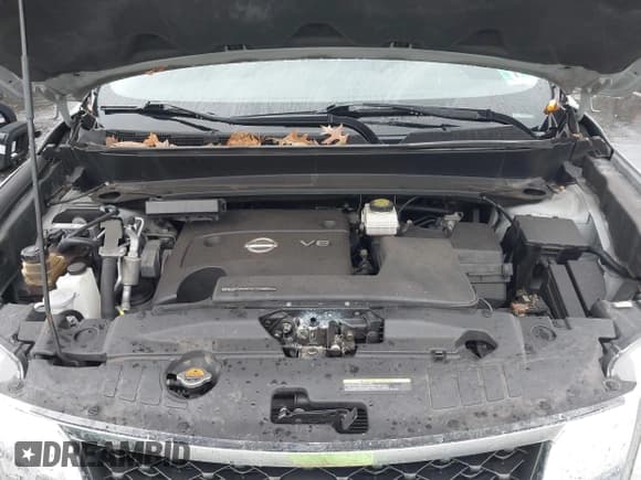 ✅ 2015 Nissan Pathfinder SL • VIN: 5N1AR2MM0FC687017 • Lot: 41059799. Wystawiony na IAAI z przebiegiem 87 041 mil. Bezpłatny archiwum sprzedaży aukcyjnych z USA i szczegółowy raport historii pojazdu na DreamBid. Zdjęcie 10.