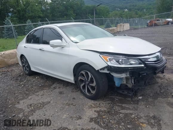 ✅ 2017 Honda Accord EX-L • VIN: 1HGCR2F87HA034102 • Lot: 42639904. Wystawiony na IAAI z przebiegiem 71 878 mil. Bezpłatny archiwum sprzedaży aukcyjnych z USA i szczegółowy raport historii pojazdu na DreamBid. Zdjęcie 1.