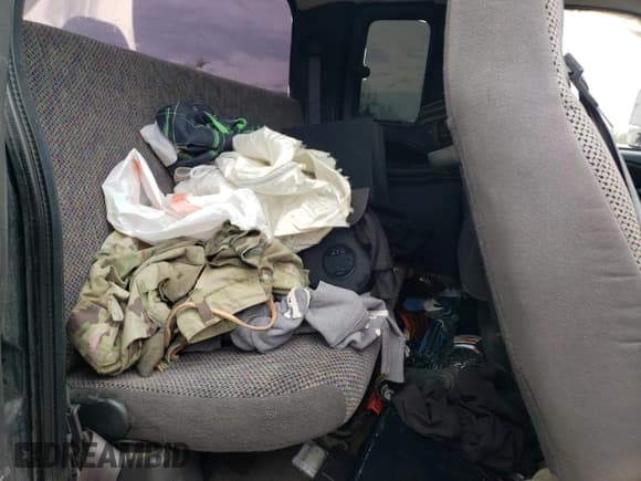 ✅ 2001 Dodge 3500 • VIN: 1B7MF33721J216695 • Lot: 51055155. Listed on Copart with Not provided. Free auction sales archive from the USA and detailed vehicle history report at DreamBid. Image 10.