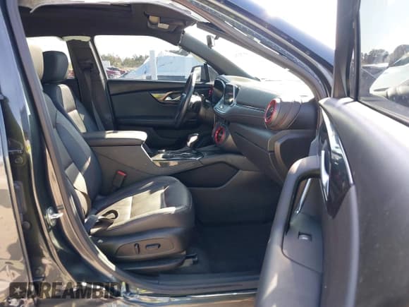 ✅ 2020 Chevrolet Blazer RS • VIN: 3GNKBKRS5LS654306 • Lot: 40781301. Listed on IAAI with 116,596 mi. Free auction sales archive from the USA and detailed vehicle history report at DreamBid. Image 5.