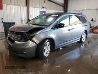 ✅ 2011 Honda Odyssey Touring • VIN: 5FNRL5H96BB035550 • Лот: 71440425. Опубликован ранее на Copart с пробегом 241 209 миль. Бесплатный доступ к архиву аукционных продаж из США и подробный отчёт об истории автомобиля на DreamBid. Изображение 1.