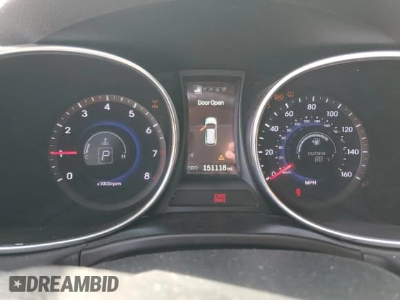 ✅ 2015 Hyundai Santa Fe Limited • VIN: KM8SRDHF8FU106272 • Лот: 56528235. Опубликован ранее на Copart с пробегом 151 118 миль. Бесплатный доступ к архиву аукционных продаж из США и подробный отчёт об истории автомобиля на DreamBid. Изображение 9.