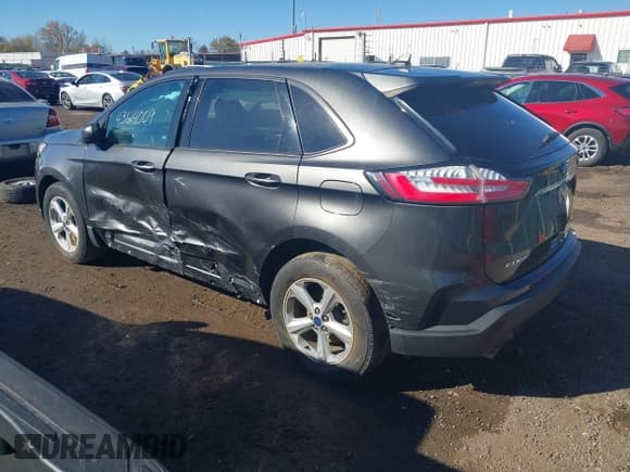 ✅ 2020 Ford Edge SE • VIN: 2FMPK4G9XLBA61536 • Lot: 43614009. Wystawiony na IAAI z przebiegiem 63 370 mil. Bezpłatny archiwum sprzedaży aukcyjnych z USA i szczegółowy raport historii pojazdu na DreamBid. Zdjęcie 3.