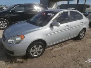 ✅ 2011 Hyundai Accent GLS • VIN: KMHCN4AC6BU603833 • Lot: 89535675. Wystawiony na Copart z przebiegiem 126 368 mil. Bezpłatny archiwum sprzedaży aukcyjnych z USA i szczegółowy raport historii pojazdu na DreamBid. Zdjęcie 1.