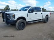 ✅ 2019 Ford F-250 XL • VIN: 1FT7W2BT0KED75750 • Лот: 43685820. Опубликован ранее на IAAI с пробегом 135 718 миль. Бесплатный доступ к архиву аукционных продаж из США и подробный отчёт об истории автомобиля на DreamBid. Изображение 2.