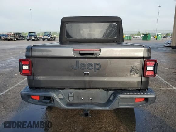 ✅ 2021 Jeep Gladiator Willys • VIN: 1C6HJTAGXML527617 • Lot: 59110005. Wystawiony na Copart z przebiegiem 39 279 mil. Bezpłatny archiwum sprzedaży aukcyjnych z USA i szczegółowy raport historii pojazdu na DreamBid. Zdjęcie 6.
