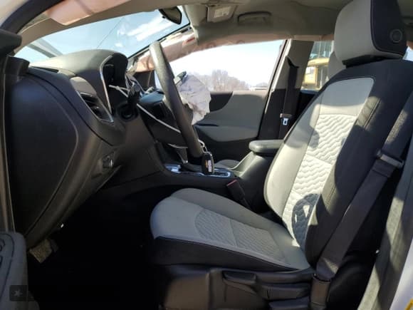 ✅ 2021 Chevrolet Equinox LS • VIN: 3GNAX5EV9MS170929 • Lot: 48509055. Listed on Copart with 44,668 mi. Free auction sales archive from the USA and detailed vehicle history report at DreamBid. Image 7.