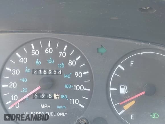 ✅ 1996 Geo Prizm LSi • VIN: 1Y1SK5262TZ064943 • Lot: 42738867. Listed on IAAI with 216,954 mi. Free auction sales archive from the USA and detailed vehicle history report at DreamBid. Image 7.