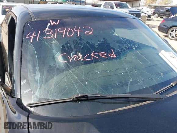 ✅ 2013 Dodge Challenger R/T • VIN: 2C3CDYBT2DH575360 • Lot: 41319042. Wystawiony na IAAI z przebiegiem 173 695 mil. Bezpłatny archiwum sprzedaży aukcyjnych z USA i szczegółowy raport historii pojazdu na DreamBid. Zdjęcie 18.