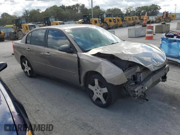 2007 Chevrolet Malibu 1LS with VIN 1G1ZS58F37F106952, listed as a Copart auction lot 73358184 with 182,857 mi miles and Salvage title. Bid and sale history available at DreamBid. Image 4.