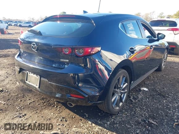 ✅ 2019 Mazda 3 Preferred • VIN: JM1BPBMM4K1140997 • Лот: 43729382. Опубликован ранее на IAAI с пробегом 50 295 миль. Бесплатный доступ к архиву аукционных продаж из США и подробный отчёт об истории автомобиля на DreamBid. Изображение 4.