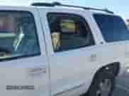 2001 Chevrolet Tahoe LT z VIN 1GNEK13T01R227432, wystawiony jako IAAI lot #43384510 z przebiegiem 171 563 mil mil oraz . Historia ofert i sprzedaży dostępna na DreamBid. Obrazek 6.