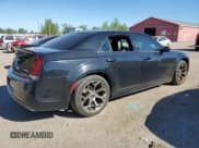 ✅ 2017 Chrysler 300 S • VIN: 2C3CCABG9HH607577 • Лот: 84176035. Опубликован ранее на Copart с пробегом 156 314 миль. Бесплатный доступ к архиву аукционных продаж из США и подробный отчёт об истории автомобиля на DreamBid. Изображение 3.
