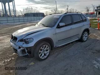 ✅ 2011 BMW X5 35i • VIN: 5UXZV4C56BL740739 • Lot: 94752835. Wystawiony na Copart z przebiegiem 92 925 mil. Bezpłatny archiwum sprzedaży aukcyjnych z USA i szczegółowy raport historii pojazdu na DreamBid. Zdjęcie 1.