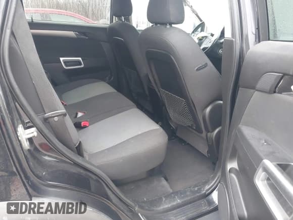 ✅ 2012 Chevrolet Captiva Sport LS • VIN: 3GNAL2EK1CS611273 • Lot: 41468591. Wystawiony na IAAI z przebiegiem 128 177 mil. Bezpłatny archiwum sprzedaży aukcyjnych z USA i szczegółowy raport historii pojazdu na DreamBid. Zdjęcie 8.