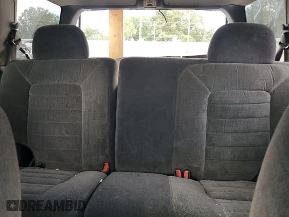 ✅ 1995 Jeep Grand Cherokee Laredo • VIN: 1J4FX58S0SC726476 • Лот: 69608784. Опубликован ранее на Copart с пробегом 264 705 миль. Бесплатный доступ к архиву аукционных продаж из США и подробный отчёт об истории автомобиля на DreamBid. Изображение 10.