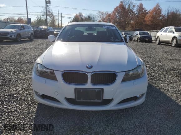 ✅ 2009 BMW 3 Series 328i xDrive • VIN: WBAPK53589A510906 • Lot: 91404855. Wystawiony na Copart z przebiegiem 90 328 mil. Bezpłatny archiwum sprzedaży aukcyjnych z USA i szczegółowy raport historii pojazdu na DreamBid. Zdjęcie 5.