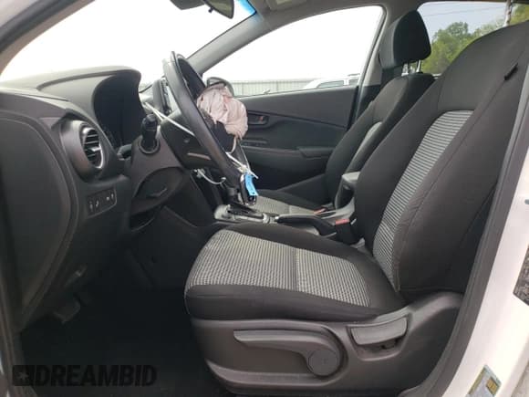 ✅ 2021 Hyundai Kona SEL • VIN: KM8K2CAA0MU727161 • Лот: 52656184. Опубликован ранее на Copart с пробегом 54 497 миль. Бесплатный доступ к архиву аукционных продаж из США и подробный отчёт об истории автомобиля на DreamBid. Изображение 7.