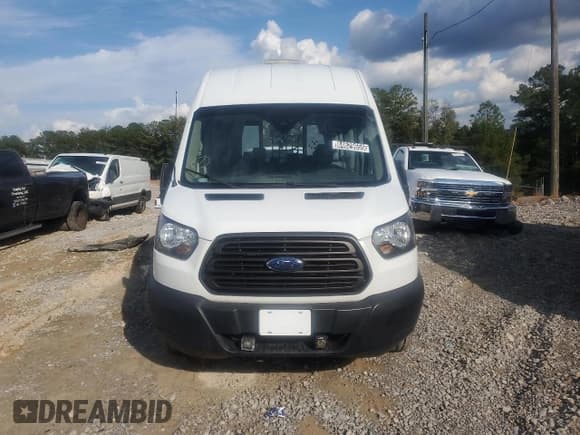 ✅ 2019 Ford Transit Passenger XL • VIN: 1FBAX2XM6KKB84733 • Lot: 84629655. Wystawiony na Copart z przebiegiem 145 446 mil. Bezpłatny archiwum sprzedaży aukcyjnych z USA i szczegółowy raport historii pojazdu na DreamBid. Zdjęcie 5.