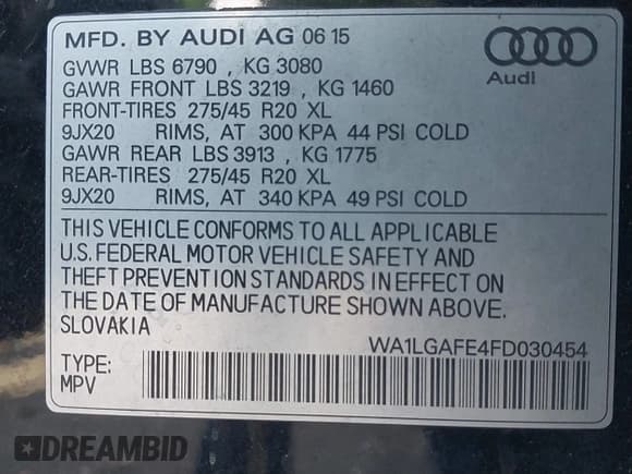 ✅ 2015 Audi Q7 Premium Plus • VIN: WA1LGAFE4FD030454 • Lot: 43647798. Wystawiony na IAAI z przebiegiem 161 147 mil. Bezpłatny archiwum sprzedaży aukcyjnych z USA i szczegółowy raport historii pojazdu na DreamBid. Zdjęcie 9.