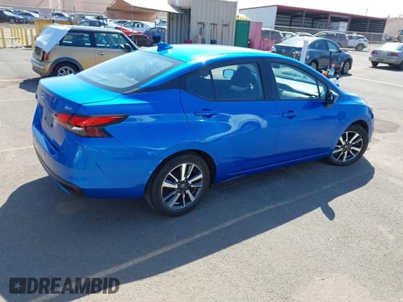 ✅ 2022 Nissan Versa SV • VIN: 3N1CN8EV5NL840421 • Lot: 41645793. Listed on IAAI with 28,830 mi. Free auction sales archive from the USA and detailed vehicle history report at DreamBid. Image 4.