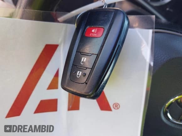 ✅ 2021 Toyota Corolla SE • VIN: JTND4MBE6M3111416 • Lot: 43446763. Wystawiony na IAAI z przebiegiem 80 878 mil. Bezpłatny archiwum sprzedaży aukcyjnych z USA i szczegółowy raport historii pojazdu na DreamBid. Zdjęcie 11.