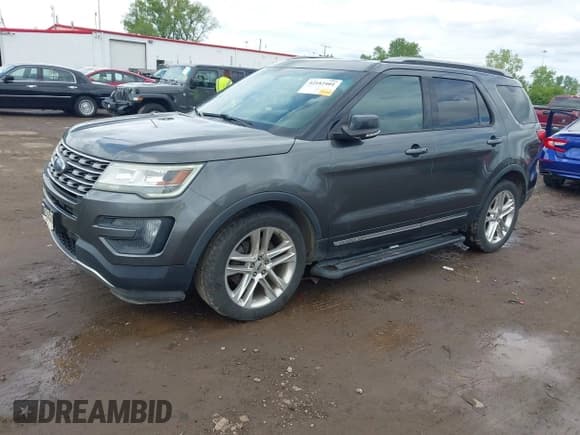 ✅ 2016 Ford Explorer XLT • VIN: 1FM5K8D89GGA61472 • Lot: 42182401. Wystawiony na IAAI z przebiegiem 170 204 mil. Bezpłatny archiwum sprzedaży aukcyjnych z USA i szczegółowy raport historii pojazdu na DreamBid. Zdjęcie 17.