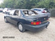 ✅ 1995 Toyota Camry LE • VIN: 4T1SK12E6SU532880 • Lot: 42992191. Wystawiony na IAAI z przebiegiem 210 562 mil. Bezpłatny archiwum sprzedaży aukcyjnych z USA i szczegółowy raport historii pojazdu na DreamBid. Zdjęcie 3.