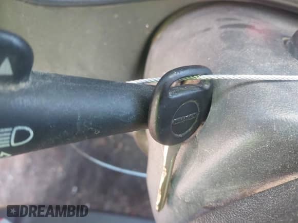 2006 Chevrolet Silverado 1500 LT2 с VIN 2GCEC19T761111139, выставлен на аукционе IAAI как лот 42571721 с пробегом 386 403 миль миль и . История ставок и продаж доступна на DreamBid. Изображение 11.