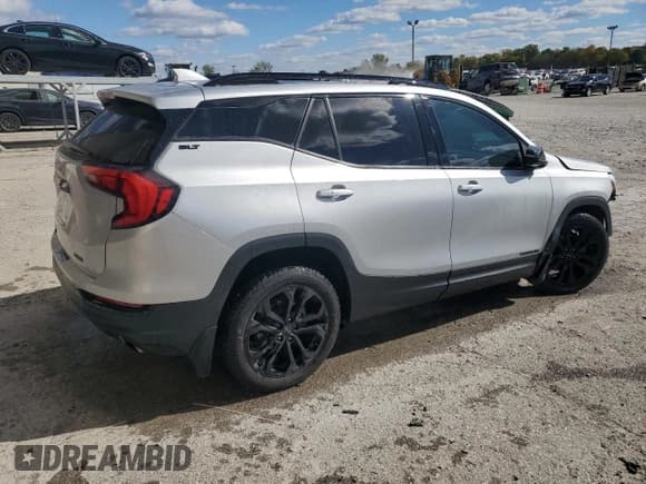 ✅ 2020 GMC Terrain SLT • VIN: 3GKALVEX3LL345940 • Lot: 89542925. Wystawiony na Copart z przebiegiem 142 435 mil. Bezpłatny archiwum sprzedaży aukcyjnych z USA i szczegółowy raport historii pojazdu na DreamBid. Zdjęcie 3.
