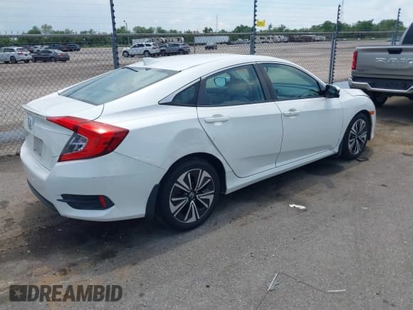 ✅ 2016 Honda Civic EX-L • VIN: 19XFC1F78GE040730 • Lot: 42913662. Wystawiony na IAAI z przebiegiem 95 967 mil. Bezpłatny archiwum sprzedaży aukcyjnych z USA i szczegółowy raport historii pojazdu na DreamBid. Zdjęcie 4.