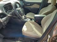 ✅ 2016 Jeep Cherokee Latitude • VIN: 1C4PJLCB6GW234211 • Лот: 94172535. Опубликован ранее на Copart с пробегом 95 517 миль. Бесплатный доступ к архиву аукционных продаж из США и подробный отчёт об истории автомобиля на DreamBid. Изображение 7.