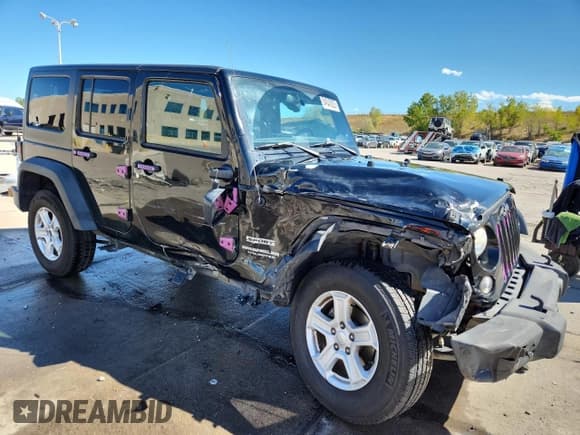 ✅ 2014 Jeep Wrangler Unlimited Sport • VIN: 1C4BJWDG4EL113276 • Lot: 84643525. Listed on Copart with 165,649 mi. Free auction sales archive from the USA and detailed vehicle history report at DreamBid. Image 4.