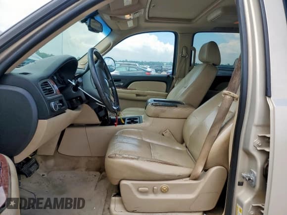 ✅ 2007 Chevrolet Avalanche LS • VIN: 3GNEC12017G140300 • Lot: 66504505. Listed on Copart with Not provided. Free auction sales archive from the USA and detailed vehicle history report at DreamBid. Image 7.
