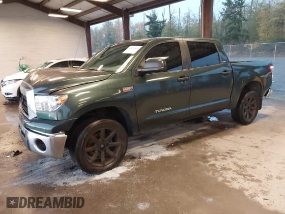 ✅ 2008 Toyota Tundra SR5 • VIN: 5TFDV54168X037768 • Lot: 43629804. Listed on IAAI with 141,633 mi. Free auction sales archive from the USA and detailed vehicle history report at DreamBid. Image 2.