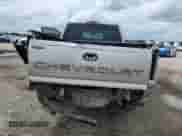 2006 Chevrolet Silverado 1500 LT1 z VIN 2GCEK19V061339312, wystawiony jako Copart lot #73083784 z przebiegiem Nie podano mil oraz Szkoda całkowita • Salvage title. Historia ofert i sprzedaży dostępna na DreamBid. Obrazek 6.