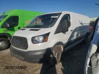 ✅ 2018 Ford Transit • VIN: 1FTYE9ZM9JKA71962 • Лот: 75862024. Опубликован ранее на Copart с пробегом 115 828 миль. Бесплатный доступ к архиву аукционных продаж из США и подробный отчёт об истории автомобиля на DreamBid. Изображение 1.