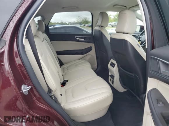 ✅ 2021 Ford Edge Titanium • VIN: 2FMPK4K99MBA40444 • Lot: 81720205. Wystawiony na Copart z przebiegiem 38 749 mil. Bezpłatny archiwum sprzedaży aukcyjnych z USA i szczegółowy raport historii pojazdu na DreamBid. Zdjęcie 11.