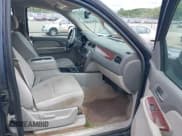 ✅ 2007 Chevrolet Suburban LT • VIN: 1GNFK16397R262365 • Lot: 42824307. Listed on IAAI with 188,043 mi. Free auction sales archive from the USA and detailed vehicle history report at DreamBid. Image 5.